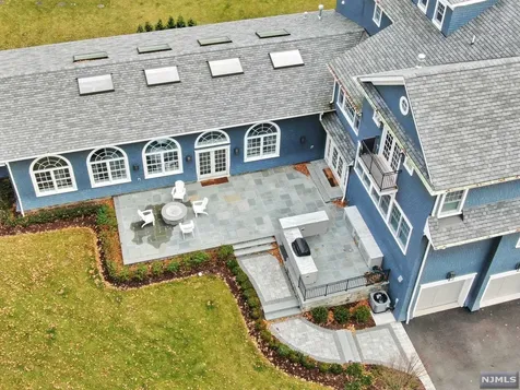 8 Kenwood Road Saddle River NJ 07458