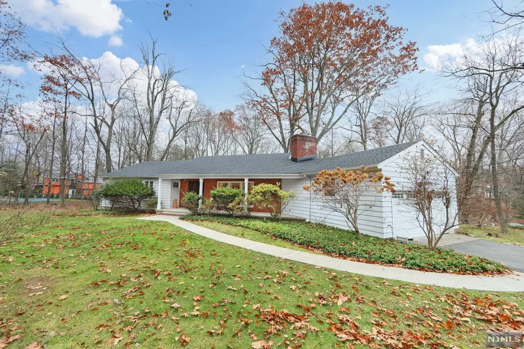 573 Kiowa Drive Franklin Lakes NJ 07417