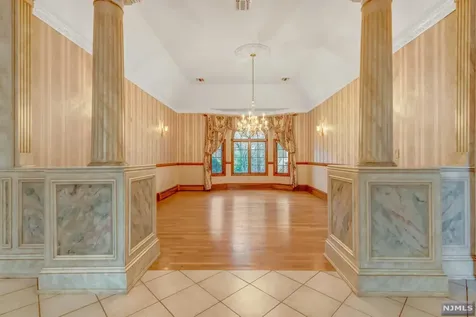 28 Seminary Drive Mahwah NJ 07430
