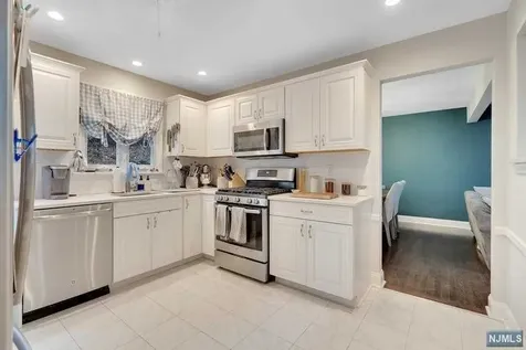 741 Taylor Avenue Twp Of Washington NJ 07676