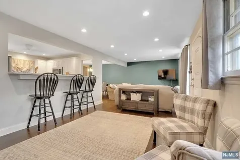 741 Taylor Avenue Twp Of Washington NJ 07676