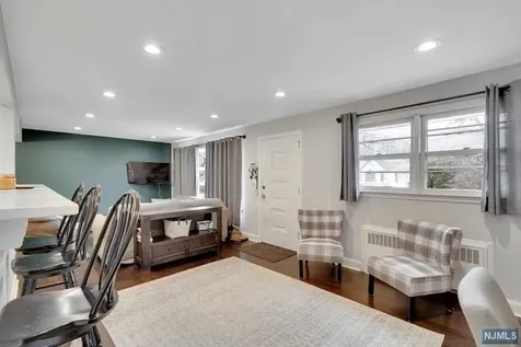 741 Taylor Avenue Twp Of Washington NJ 07676