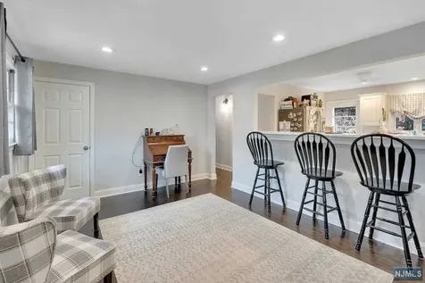 741 Taylor Avenue Twp Of Washington NJ 07676