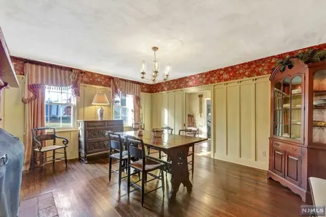 726 Ramapo Valley Road Oakland NJ 07436