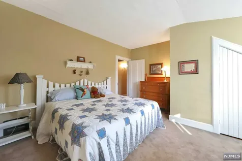 726 Ramapo Valley Road Oakland NJ 07436