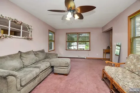 515 Connie Avenue Franklin Lakes NJ 07417