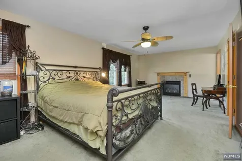 515 Connie Avenue Franklin Lakes NJ 07417