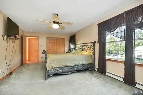 515 Connie Avenue Franklin Lakes NJ 07417