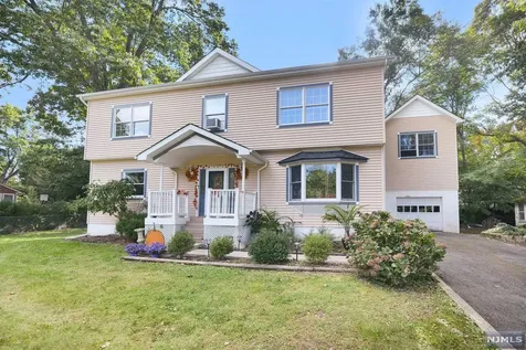 515 Connie Avenue Franklin Lakes NJ 07417