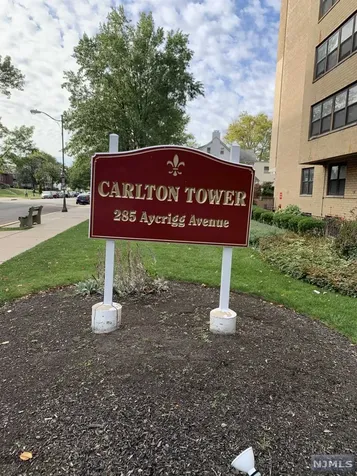 285 Aycrigg Avenue Passaic NJ 07055