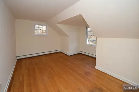 9 Fox Hedge Road Saddle River NJ 07458
