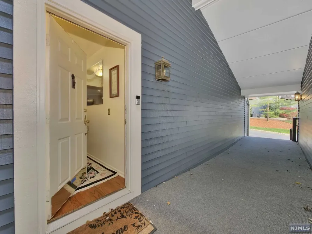 261 Cambridge Drive Ramsey NJ 07446