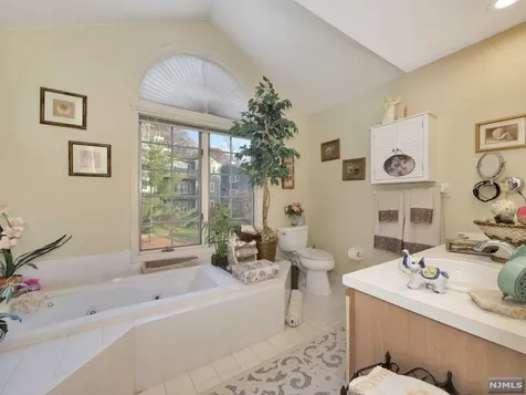 261 Cambridge Drive Ramsey NJ 07446