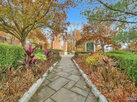 261 Cambridge Drive Ramsey NJ 07446