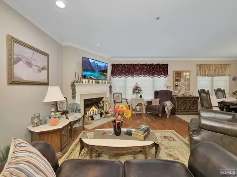 261 Cambridge Drive Ramsey NJ 07446