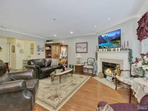 261 Cambridge Drive Ramsey NJ 07446