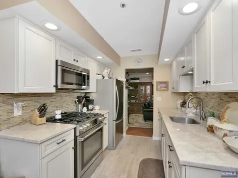261 Cambridge Drive Ramsey NJ 07446