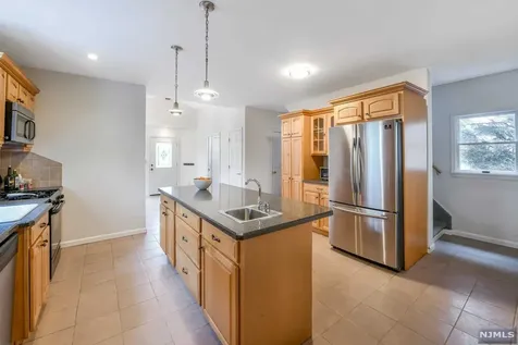 63 Magnolia Avenue Hillsdale NJ 07642