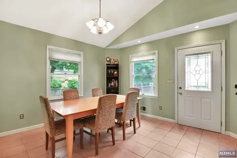 63 Magnolia Avenue Hillsdale NJ 07642
