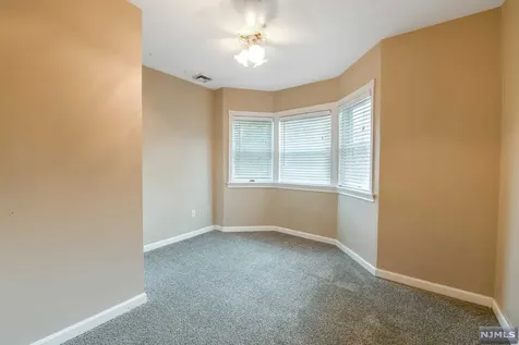 63 Magnolia Avenue Hillsdale NJ 07642