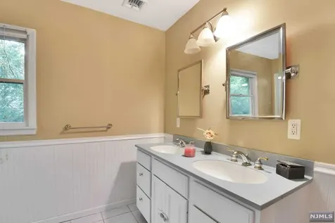 63 Magnolia Avenue Hillsdale NJ 07642