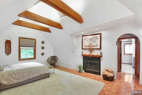 63 Magnolia Avenue Hillsdale NJ 07642