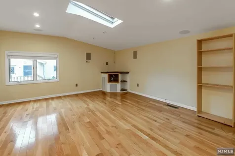 63 Magnolia Avenue Hillsdale NJ 07642