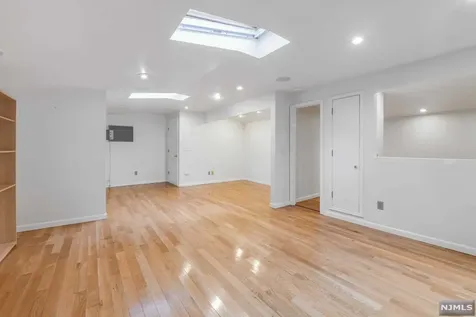 63 Magnolia Avenue Hillsdale NJ 07642