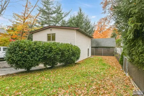 63 Magnolia Avenue Hillsdale NJ 07642