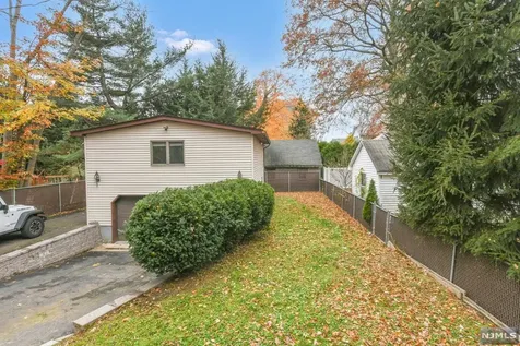 63 Magnolia Avenue Hillsdale NJ 07642