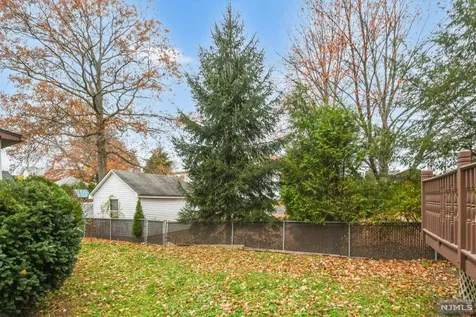63 Magnolia Avenue Hillsdale NJ 07642