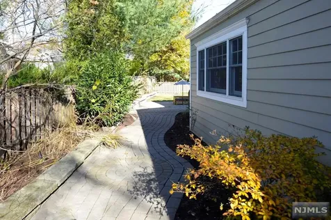 307 Kensington Drive Ridgewood NJ 07450