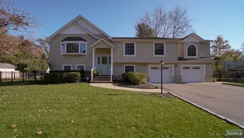 106 Andover Drive Wayne NJ 07470