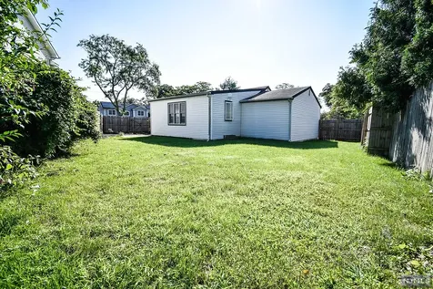 343 Harrison Street Paramus NJ 07652
