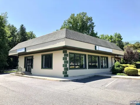 173 Old Tappan Road Old Tappan NJ 07675