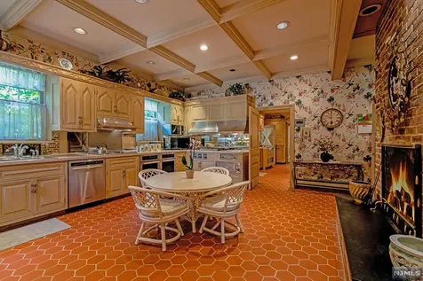 320 Mountain Road Englewood NJ 07631