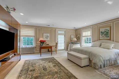 320 Mountain Road Englewood NJ 07631