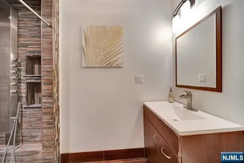 151 Donnybrook Drive Allendale NJ 07401