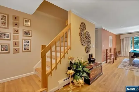 151 Donnybrook Drive Allendale NJ 07401