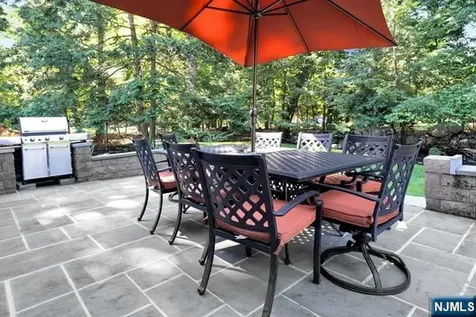 151 Donnybrook Drive Allendale NJ 07401
