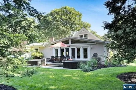 151 Donnybrook Drive Allendale NJ 07401