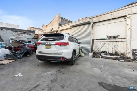185-197 Warren Street Paterson NJ 07524