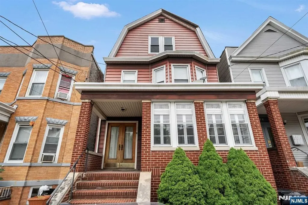 76 Fulton Street Weehawken NJ 07086