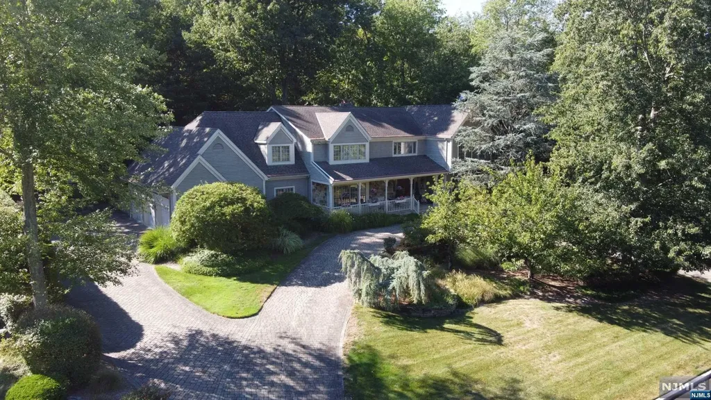 22 Surrey Lane Mahwah NJ 07430