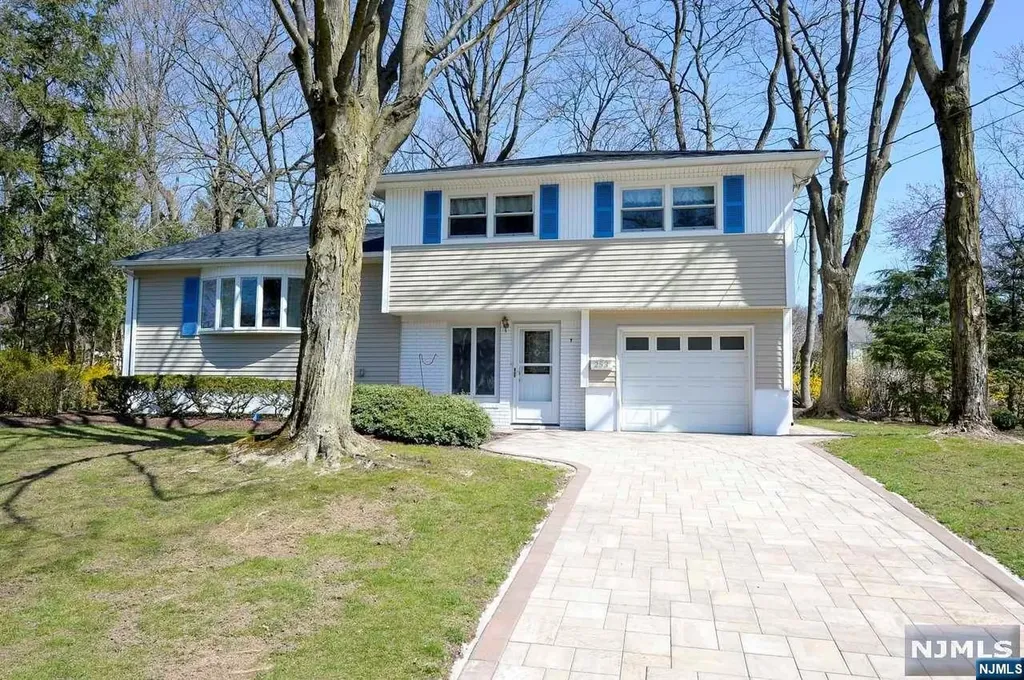 253 Jeffer Street Ridgewood NJ 07450