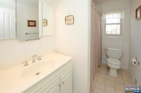 253 Jeffer Street Ridgewood NJ 07450