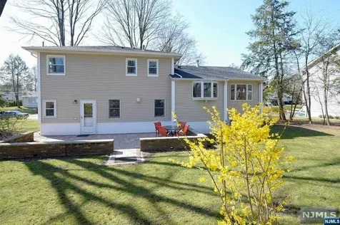 253 Jeffer Street Ridgewood NJ 07450