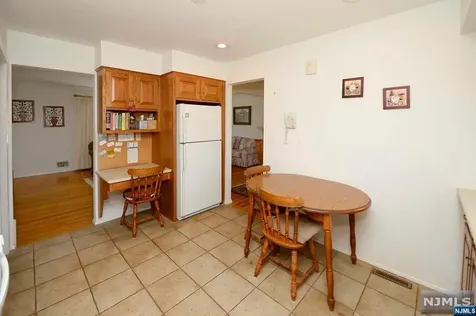 253 Jeffer Street Ridgewood NJ 07450