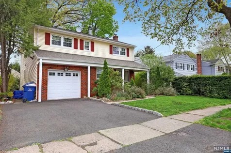 164 Cedar Avenue Hackensack NJ 07601
