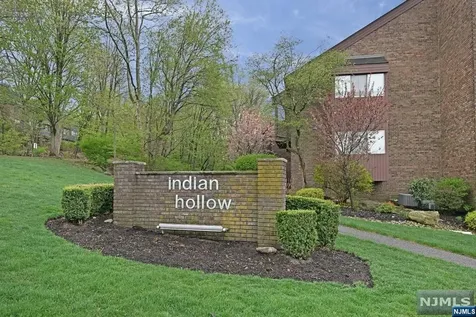 149 Indian Hollow Court Mahwah NJ 07430